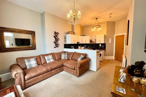 2 bedroom ground floor flat for sale, Abbey Road, Torquay TQ2