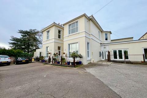 2 bedroom ground floor flat for sale, Abbey Road, Torquay TQ2