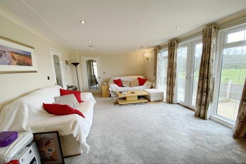 2 bedroom park home for sale, Holton Heath Poole. BH16 6JW