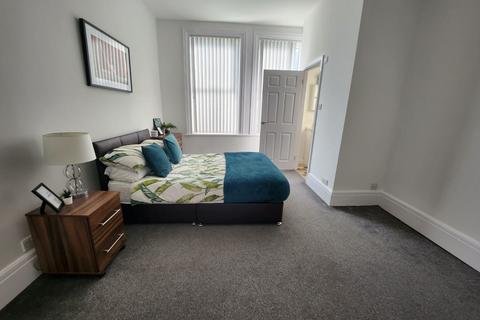 1 bedroom in a house share to rent, Alpha Drive, Birkenhead CH42