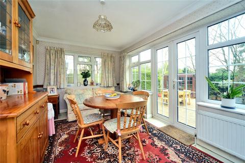 11 The Maples, Banstead, SM7 3QZ