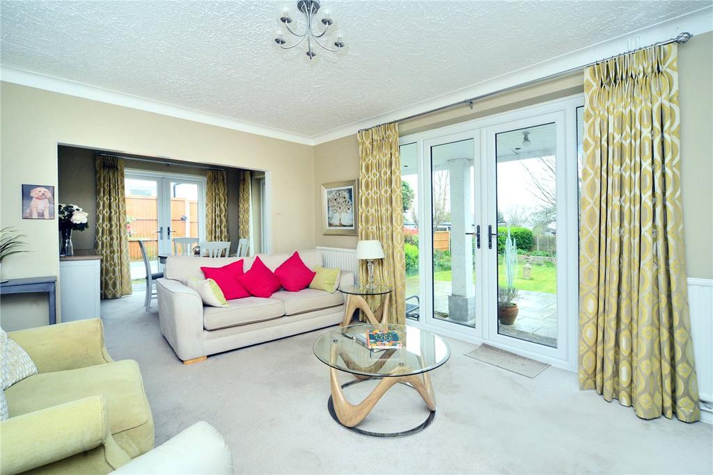 Partridge Mead, Banstead, Surrey, SM7 2 bed bungalow for sale £575,000