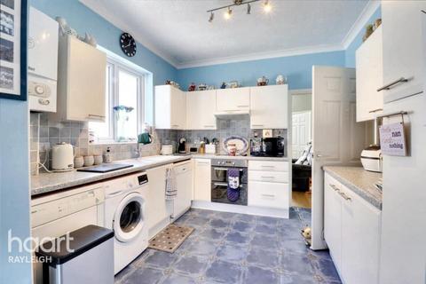 undefined, Cumberland Avenue, Southend-on-sea