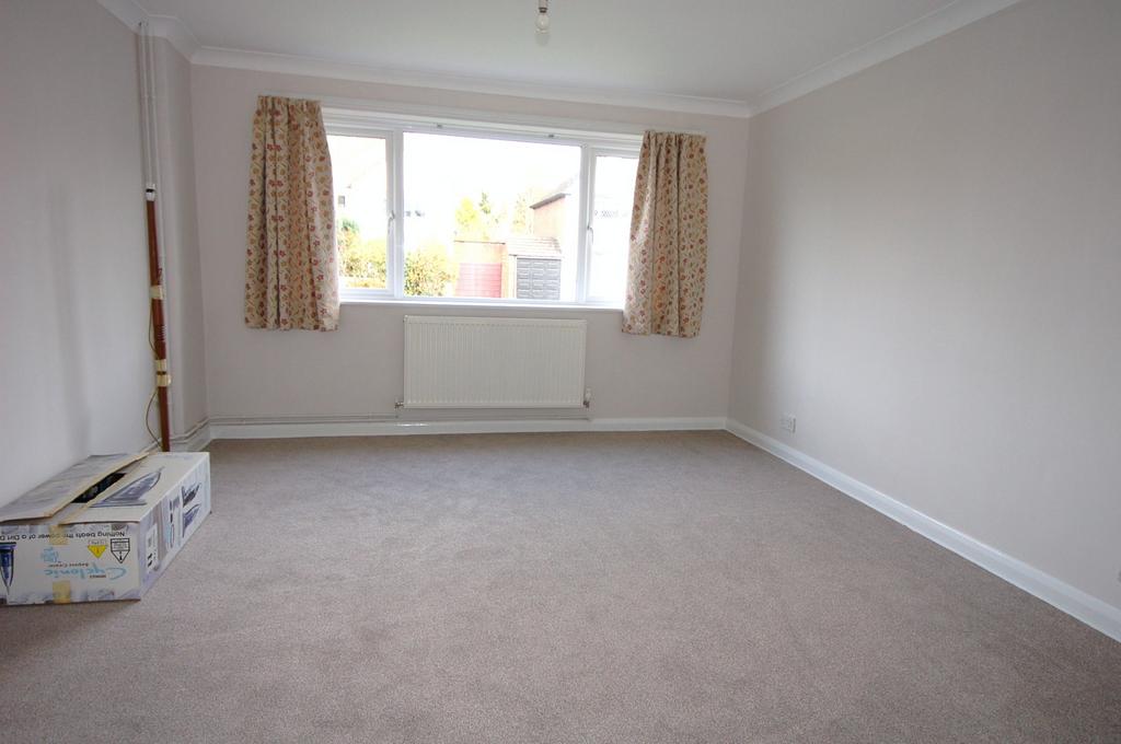 Living/dining room