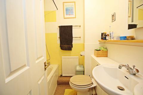 2 bedroom terraced house for sale, Mosse Gardens, Chichester PO19