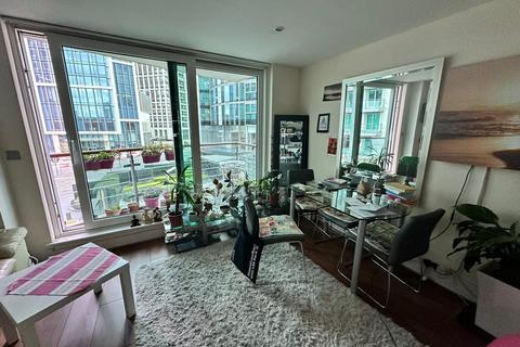1 bedroom apartment to rent, St. George Wharf London SW8