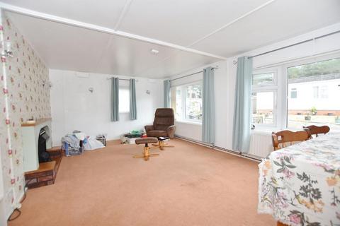 2 bedroom park home for sale, Oaktree Park, St Leonards Ringwood BH24 2RJ
