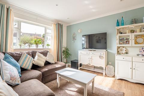 104a Burnham Road, Hullbridge, Hockley, SS5 6HQ