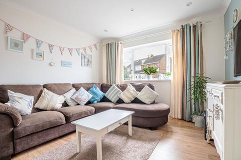 104a Burnham Road, Hullbridge, Hockley, SS5 6HQ