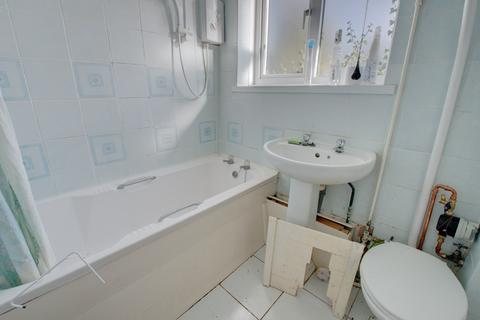 44 Bishop Hall Crescent, Bromsgrove, B60 3JS