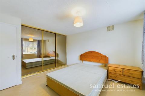 undefined, Peregrine Court, Streatham, London, SW16