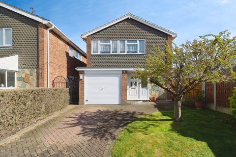 4 bedroom detached house for sale, Cheapside East, Rayleigh, SS6