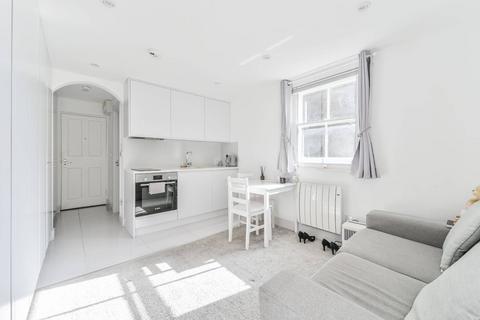 Studio for sale, St Georges Drive, Pimlico, London, SW1V