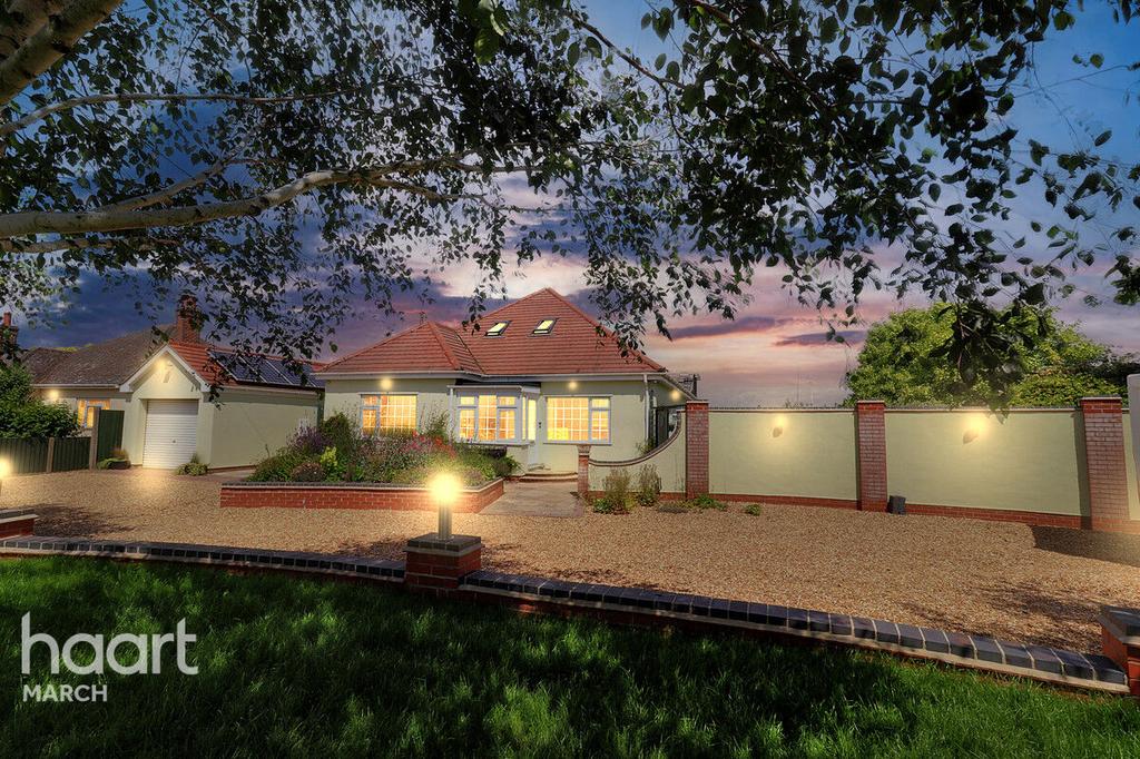 Middle Road, March 4 bed detached house for sale £650,000