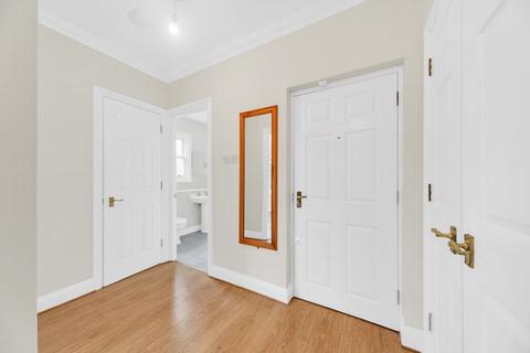 2 bedroom flat for sale, Cedars Close, Belmont Hill, Lewisham, SE13