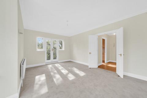 2 bedroom flat for sale, Cedars Close, Belmont Hill, Lewisham, SE13