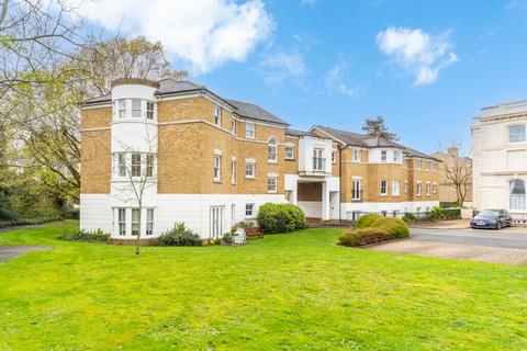 2 bedroom flat for sale, Cedars Close, Belmont Hill, Lewisham, SE13