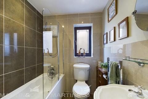 9 Windsor Close, Askern, Doncaster, DN6 0RH