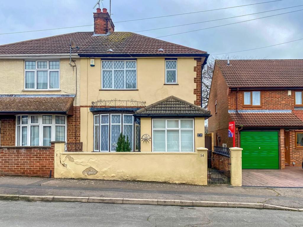 Gisburne Road Wellingborough Nn8 3 Bed Semi Detached House For Sale