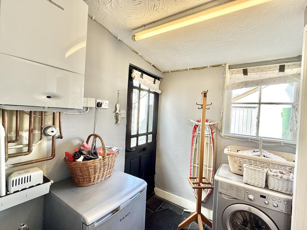 Utility/Rear Lobby