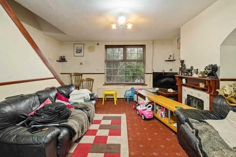 5 bedroom end of terrace house for sale, Seton Gardens, Dagenham, Essex