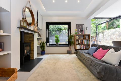 33 Meynell Road, London, E9 7AP