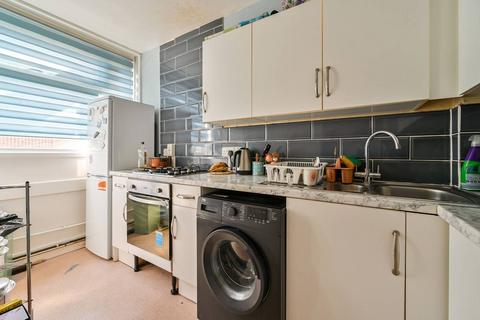 8 Wollaston Close, London, SE1 6SL