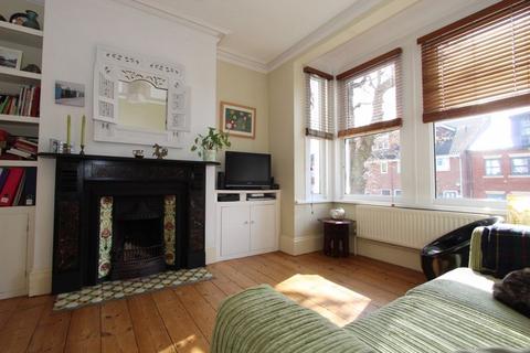 4 bedroom terraced house for sale, Hythe Road, Brighton