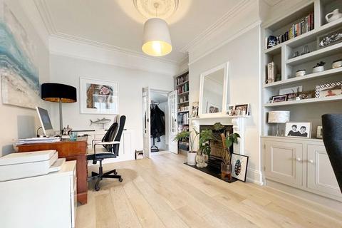 332 Ditchling Road, Brighton, BN1 6JG