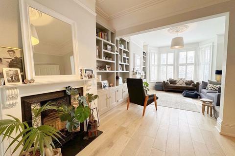 332 Ditchling Road, Brighton, BN1 6JG