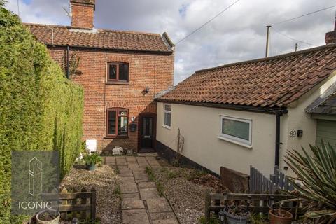 2 bedroom cottage for sale, Drayton High Road, Drayton, Norwich