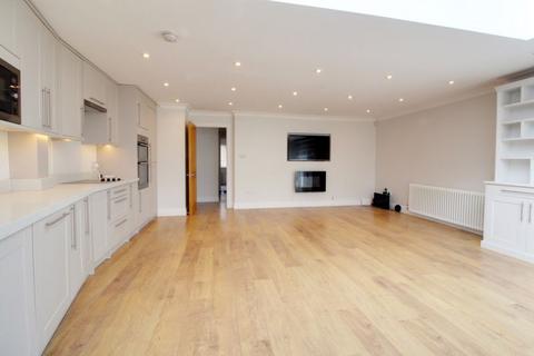 32 Jones Road, Goffs Oak, Waltham Cross, EN7 5JS