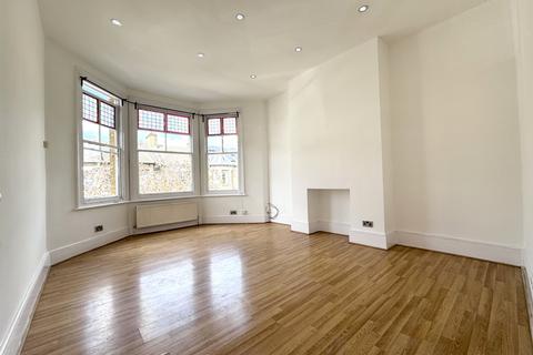 2 bedroom flat to rent, London E5