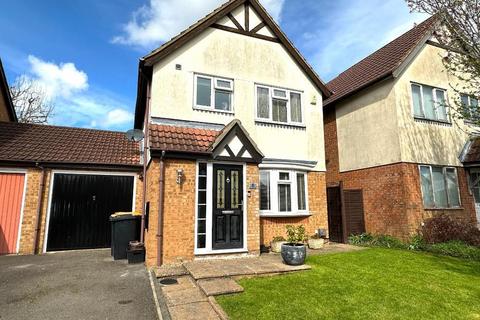 8 Farmbrook, Luton, LU2 7SQ