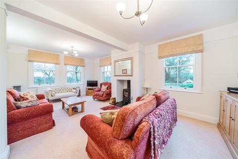5 bedroom detached house for sale, Ross Road, Brampton Abbotts, Ross-on-Wye, Herefordshire, HR9