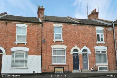 2 bedroom terraced house for sale, Queens Road, Northampton NN1