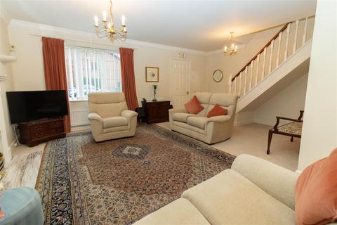 3 bedroom detached house for sale, Westminster Way, Newcastle Upon Tyne