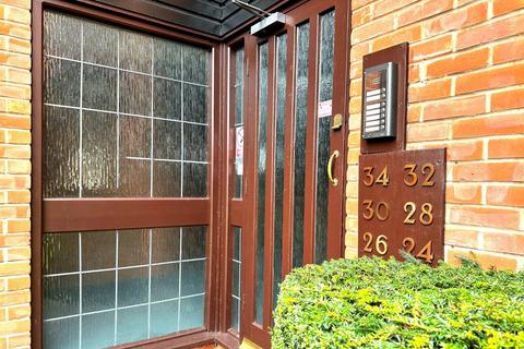 30 Chapman Way, Cheltenham, GL51 3NE