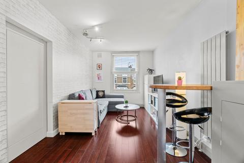 2 bedroom flat for sale, B Portnall Road, London
