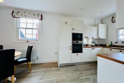 11 Fuggle Drive, Tenterden, TN30 6FJ