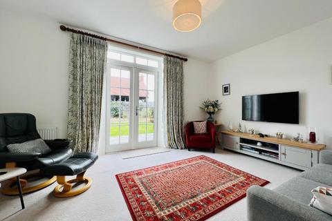 11 Fuggle Drive, Tenterden, TN30 6FJ