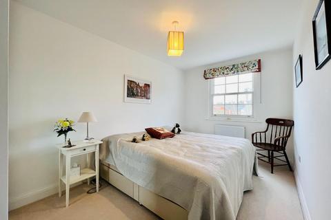 11 Fuggle Drive, Tenterden, TN30 6FJ