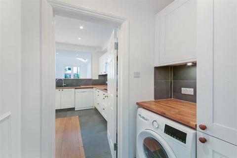 20 Mina Road, London, SW19 3AU