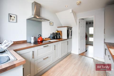 3 Bower Close, Lichfield, WS13 6AZ