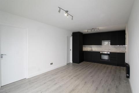2 bedroom apartment for sale, Warwick Road, Barnet EN5