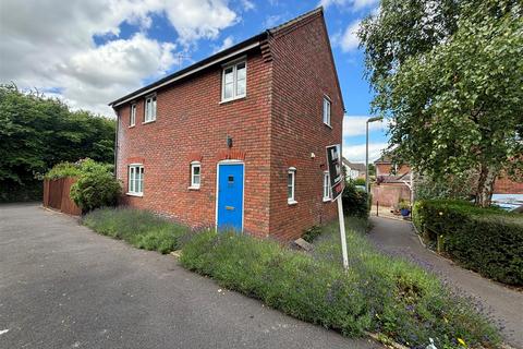 3 bedroom detached house for sale, Field Close, Sturminster Newton