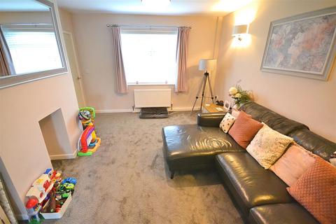 2 bedroom terraced house for sale, Wessex Road, Dorchester