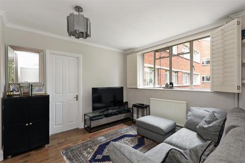 1 bedroom flat for sale, Upper Richmond Road, London