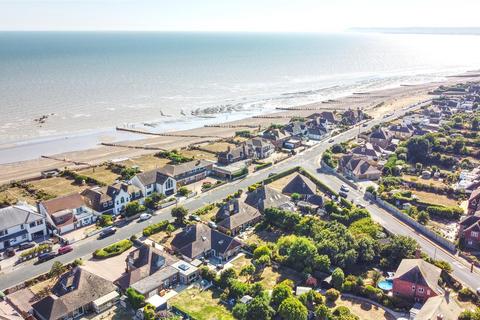 1 Beaulieu Road, Bexhill-on-sea, TN39 3AD