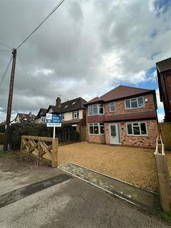 4 bedroom detached house to rent, Station Road, Balsall Common, Coventry